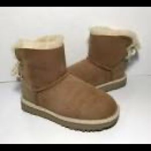 selene genuine shearling boot